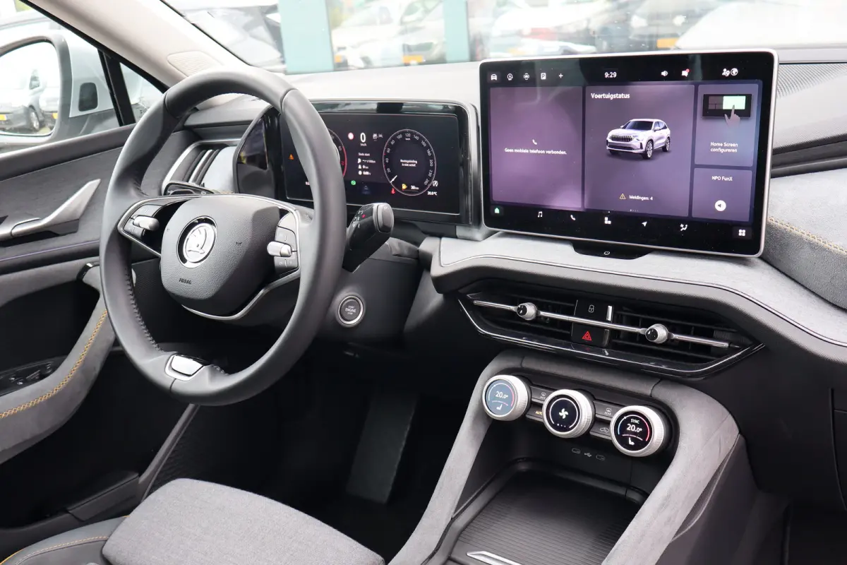 1.5 TSI MHEV Business Edition | Achteruitrijcamera | Crew Protect Assist | Cruise control met speedlimiter