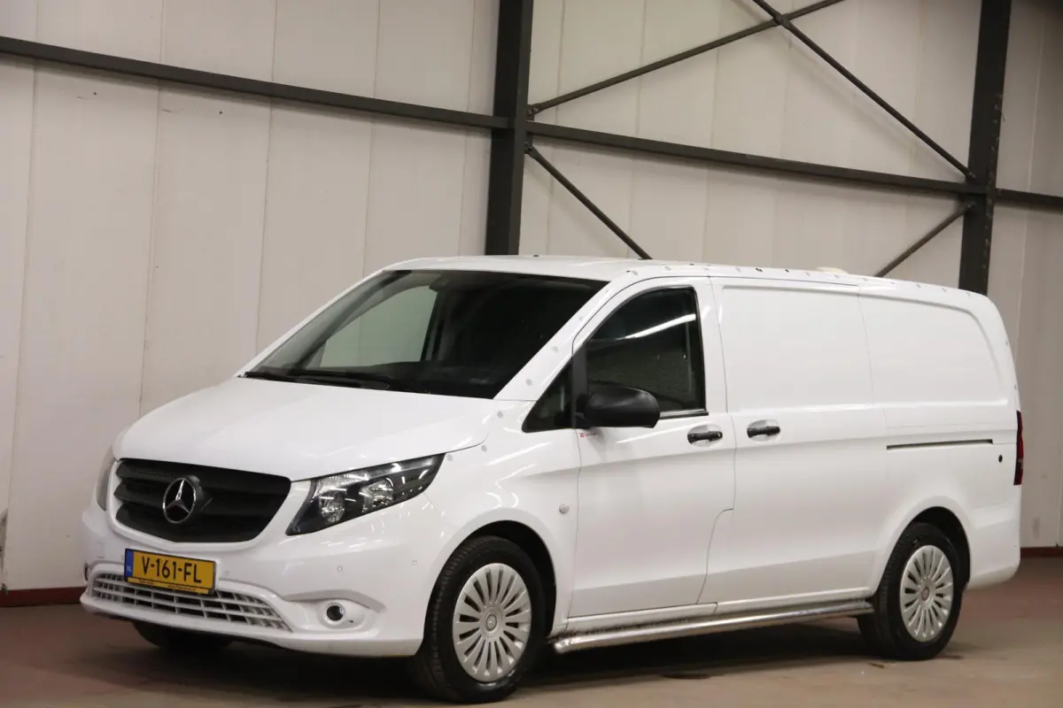 116 CDI AUTOMAAT DUBBELE SCHUIFDUR TREKHAAK