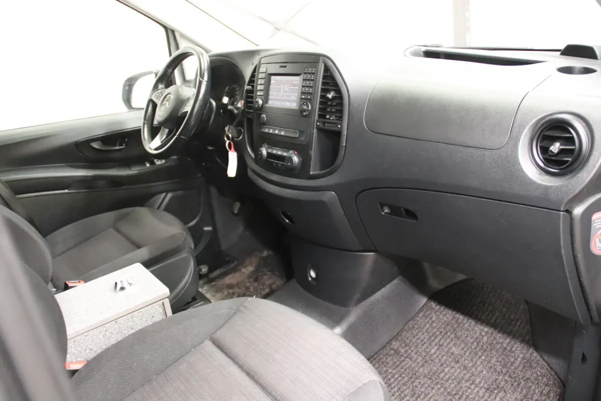 116 CDI AUTOMAAT DUBBELE SCHUIFDUR TREKHAAK