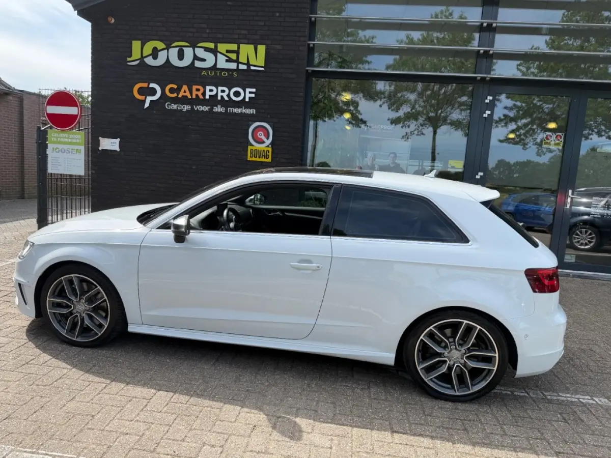 S3