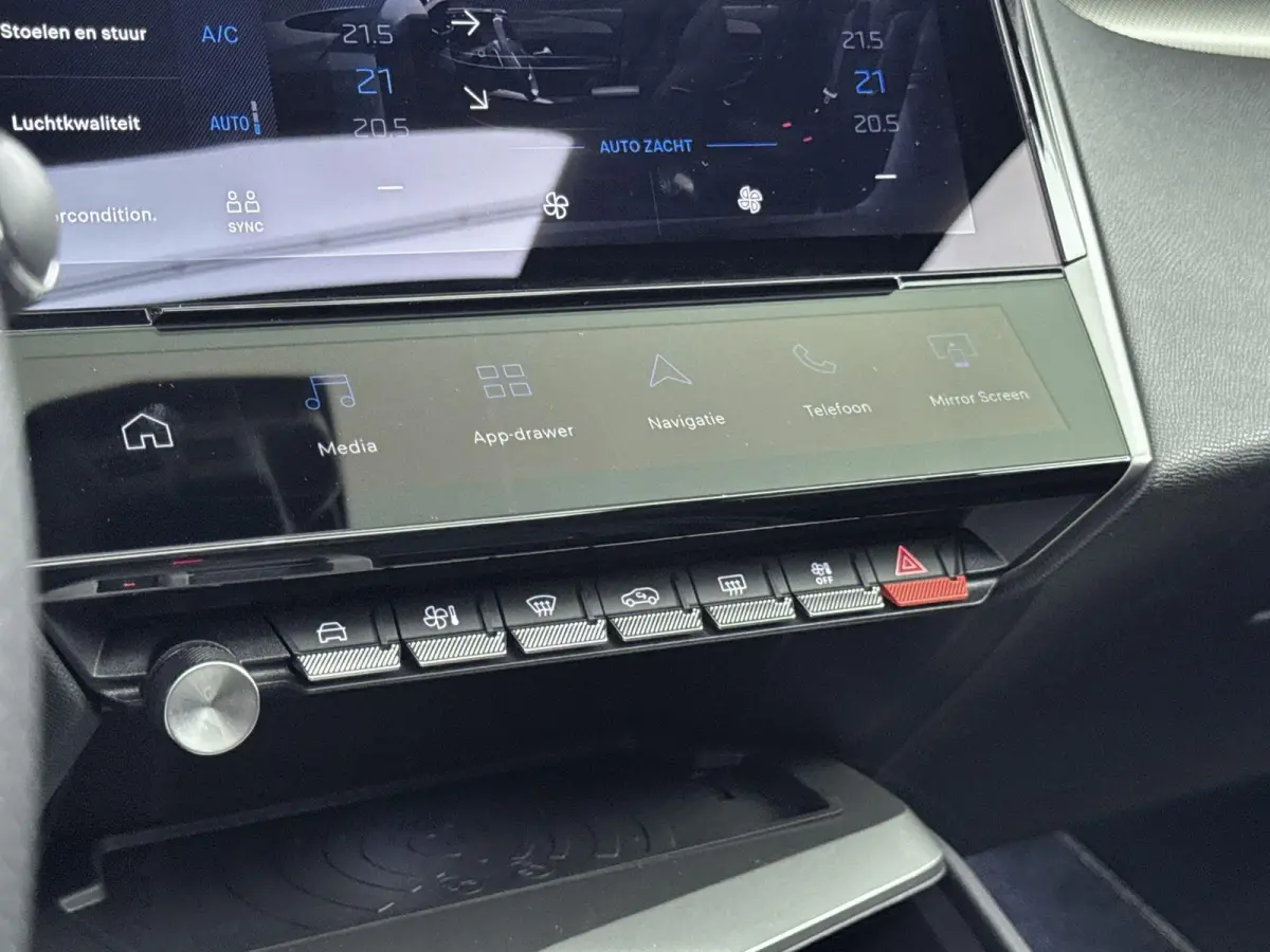 GT Exclusive 58 kWh 213pk | Demo deal! | Lederen bekleding | Schuif- / kanteldak | Adaptieve cruise control | Elektrische achterklep |