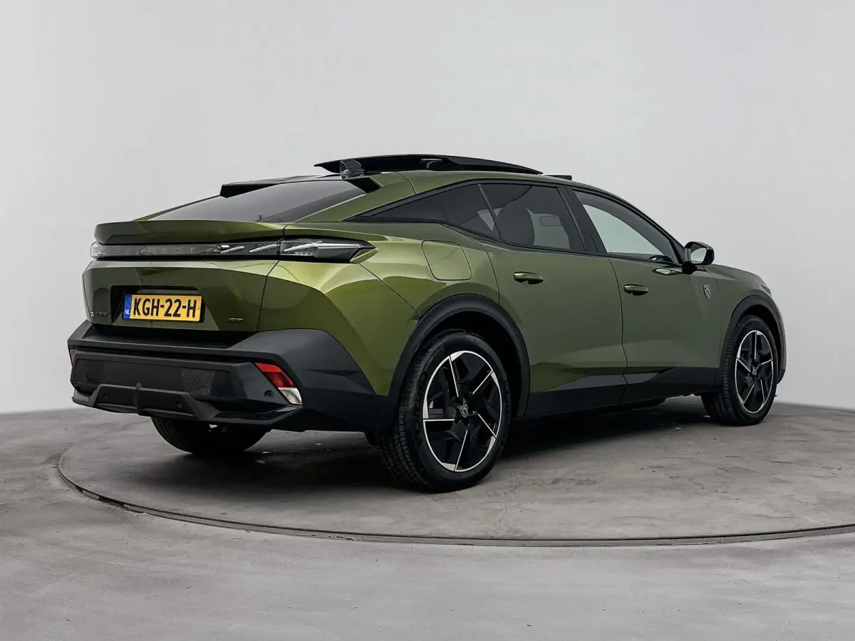 GT Exclusive 58 kWh 213pk | Demo deal! | Lederen bekleding | Schuif- / kanteldak | Adaptieve cruise control | Elektrische achterklep |