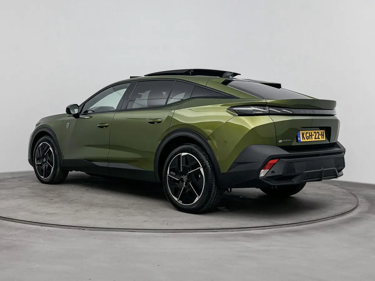 GT Exclusive 58 kWh 213pk | Demo deal! | Lederen bekleding | Schuif- / kanteldak | Adaptieve cruise control | Elektrische achterklep |