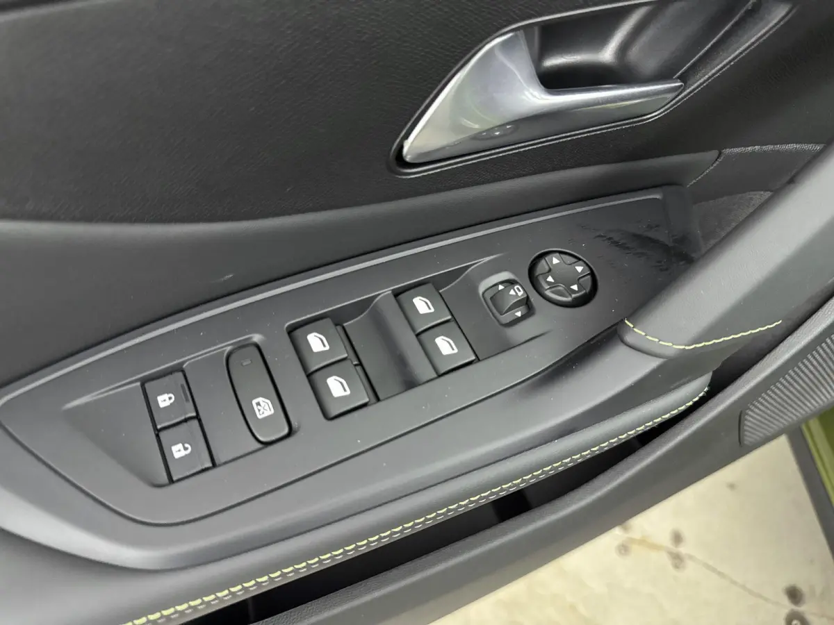 GT Exclusive 58 kWh 213pk | Demo deal! | Lederen bekleding | Schuif- / kanteldak | Adaptieve cruise control | Elektrische achterklep |