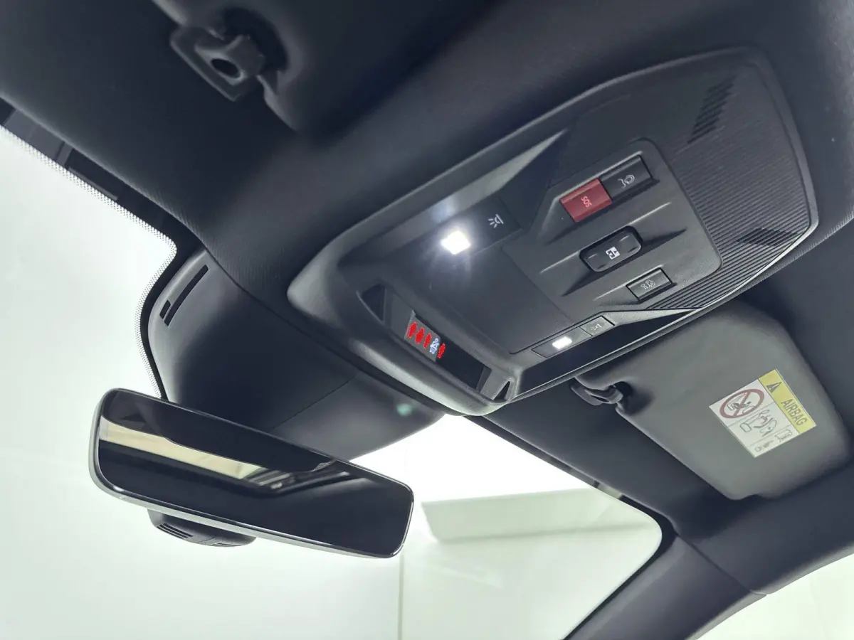 GT Exclusive 58 kWh 213pk | Demo deal! | Lederen bekleding | Schuif- / kanteldak | Adaptieve cruise control | Elektrische achterklep |