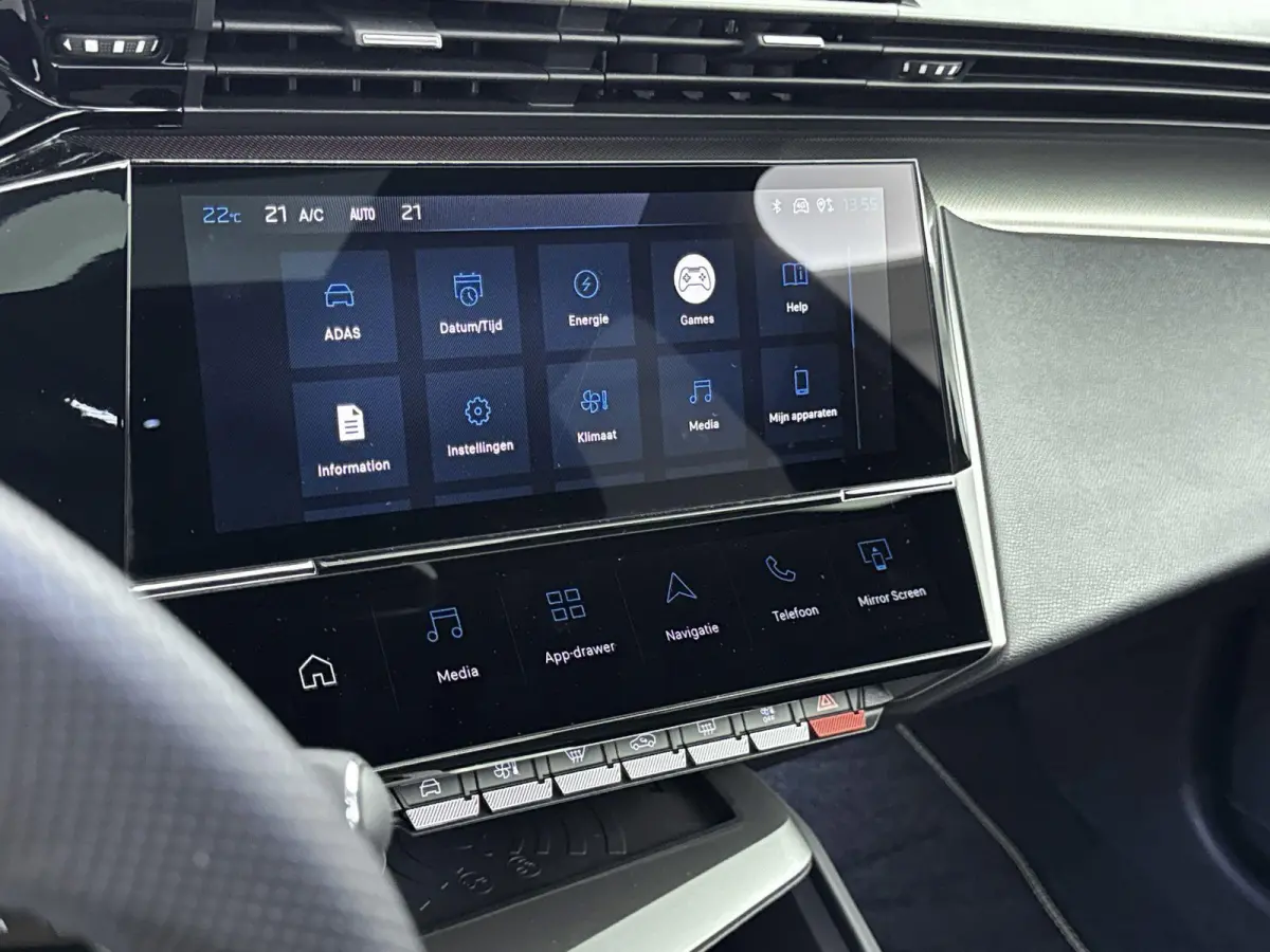 GT Exclusive 58 kWh 213pk | Demo deal! | Lederen bekleding | Schuif- / kanteldak | Adaptieve cruise control | Elektrische achterklep |
