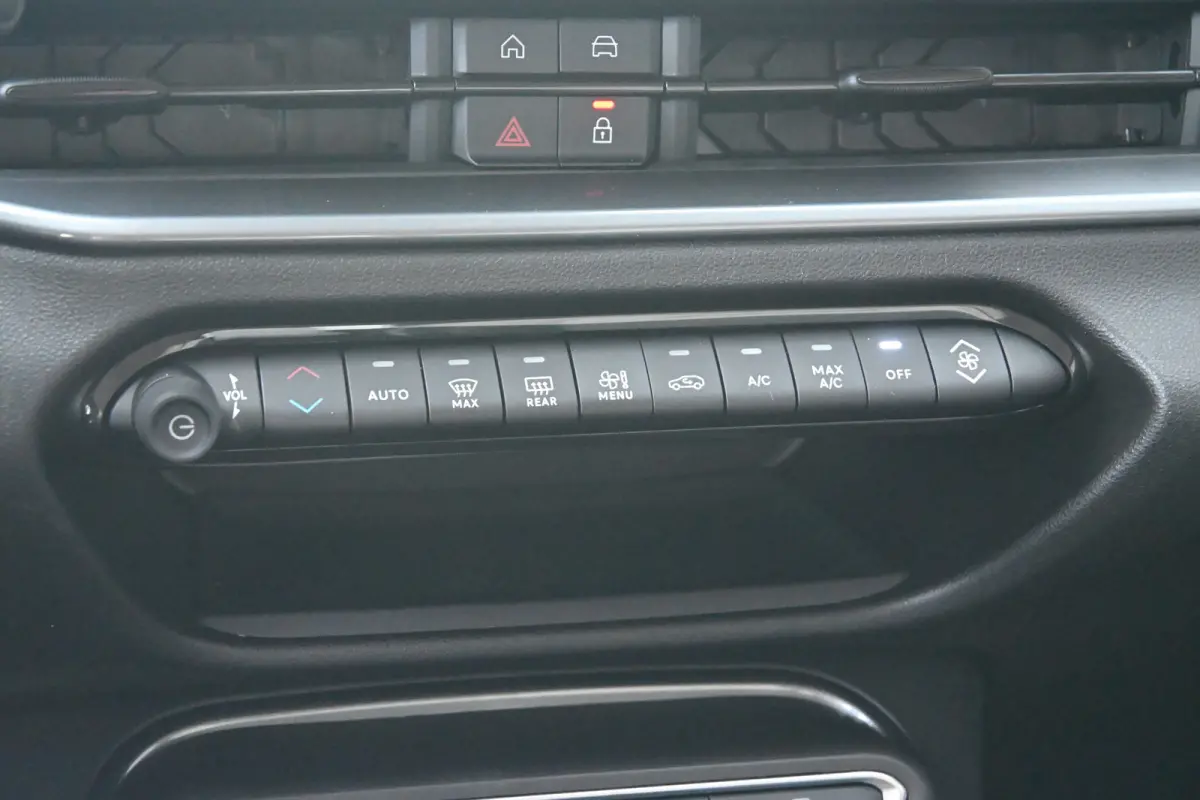 1.2 Hybrid ICON 145pk VOORRAAD-ACTIE! | 8 Jaar Fabrieksgarantie | Carplay | Parkeersensoren | All-seasonbanden | LED