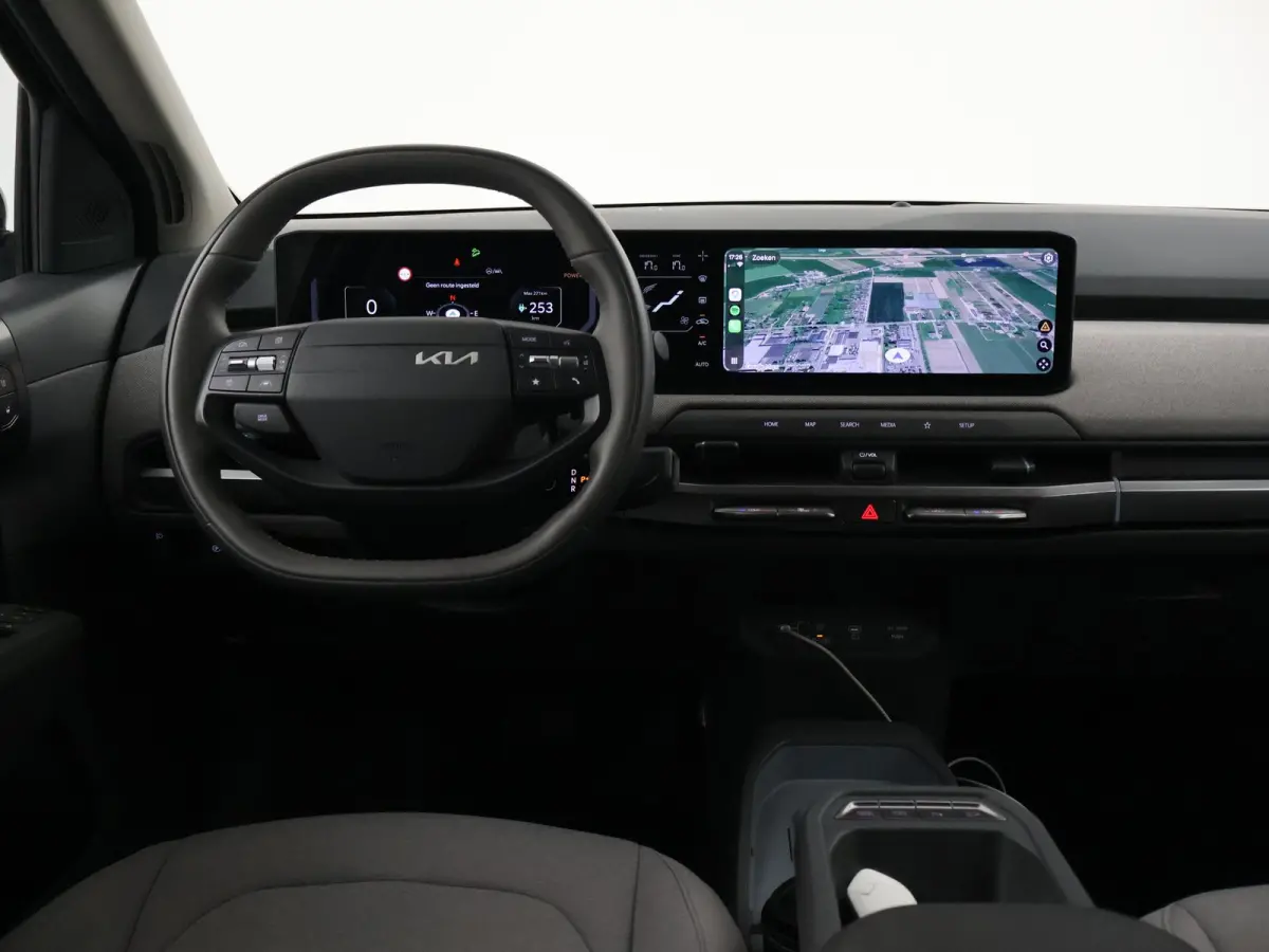 Plus 58.3 kWh 204 PK + STUURVERW. | STOELVERW. | TREKHAAK | SOH 100% | ADAPTIVE CRUISE | CAMERA