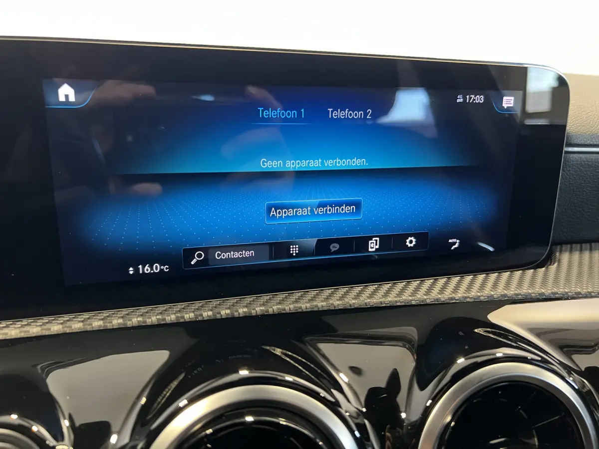 200 AMG Line | Navigatie/Android/Apple Carplay | LM Velgen 18" | Voorstoelen Verwarmd | Achteruitrijcamera | Cruise Control | AMG-Styling | Airco |