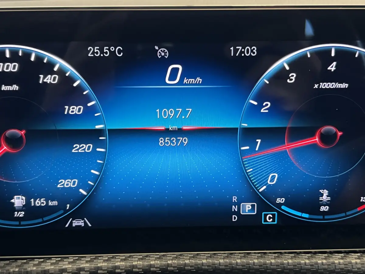 200 AMG Line | Navigatie/Android/Apple Carplay | LM Velgen 18" | Voorstoelen Verwarmd | Achteruitrijcamera | Cruise Control | AMG-Styling | Airco |