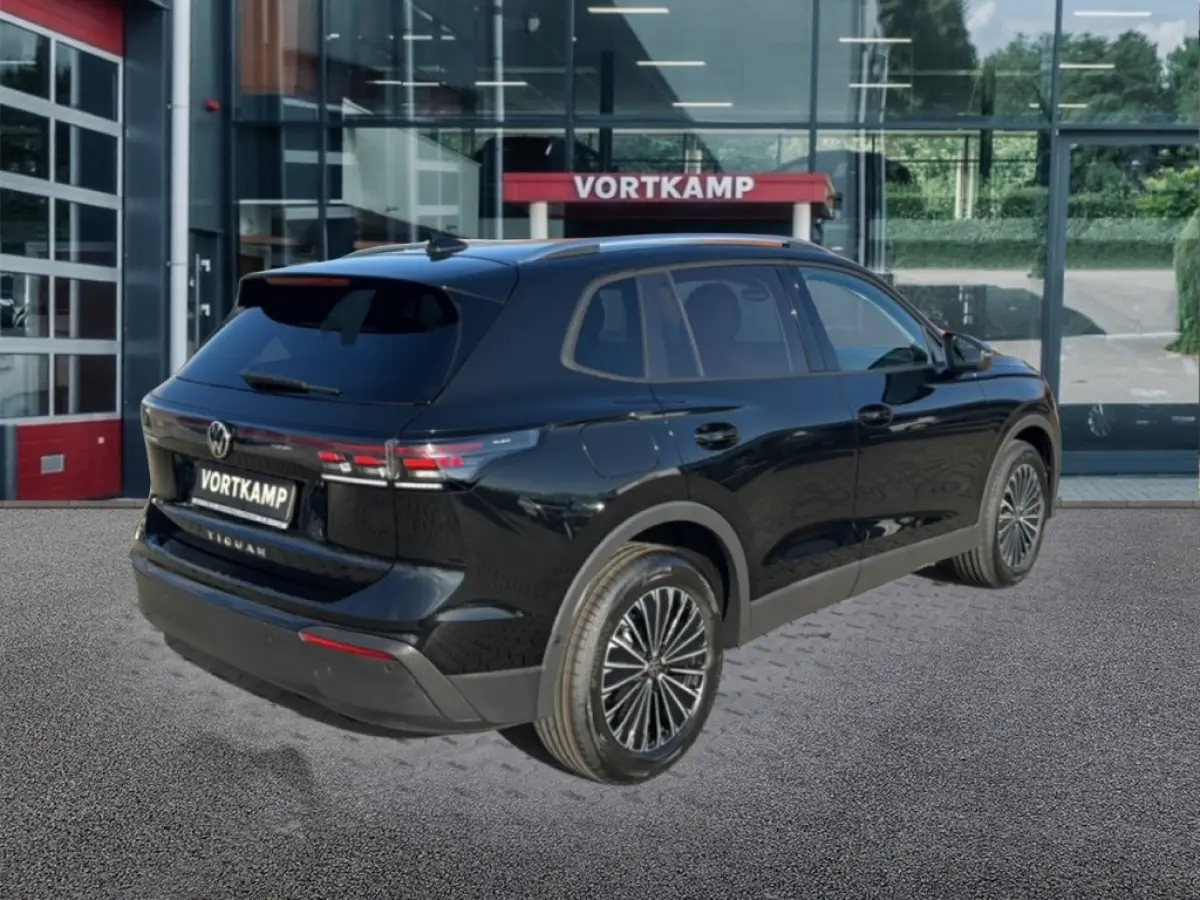 2.0 TDI LIFE TREKHAAK/360-CAMERA/ELEK-KLEP/ACC/STOEL+STUURVERW