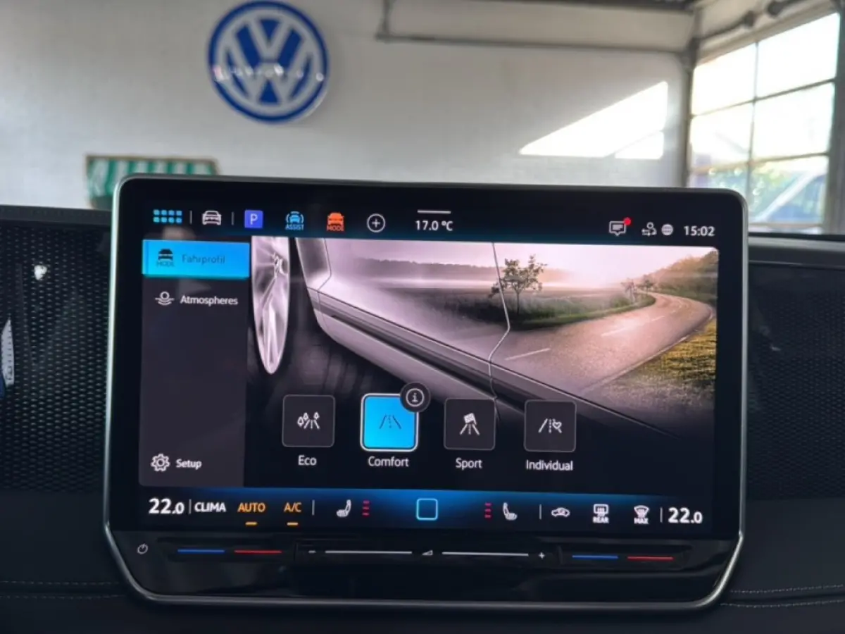 2.0 TDI LIFE TREKHAAK/360-CAMERA/ELEK-KLEP/ACC/STOEL+STUURVERW