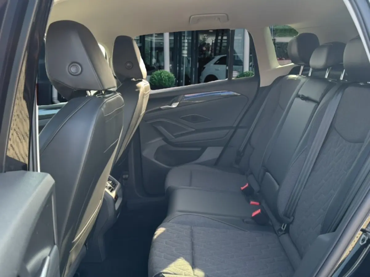 2.0 TDI LIFE TREKHAAK/360-CAMERA/ELEK-KLEP/ACC/STOEL+STUURVERW
