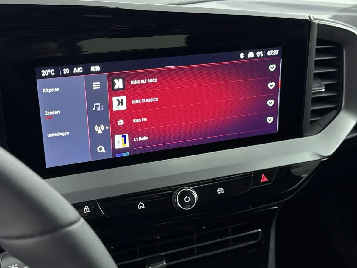 GS 54 kWh | ACCU 97% | Dodehoekdetectie | Navigatie | Adaptieve cruise control | Lichtmetalen velgen |