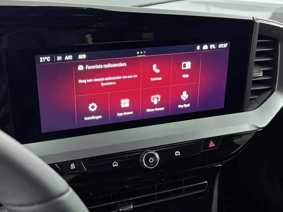 GS 54 kWh | ACCU 97% | Dodehoekdetectie | Navigatie | Adaptieve cruise control | Lichtmetalen velgen |