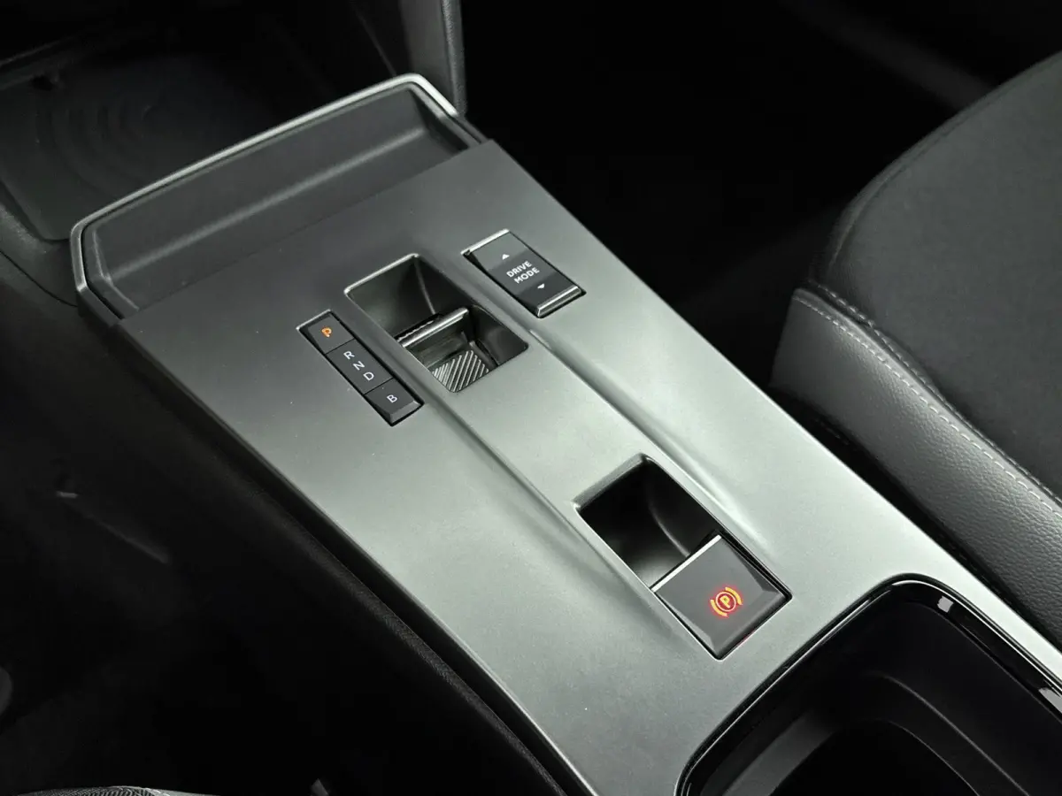 GS 54 kWh | ACCU 97% | Dodehoekdetectie | Navigatie | Adaptieve cruise control | Lichtmetalen velgen |