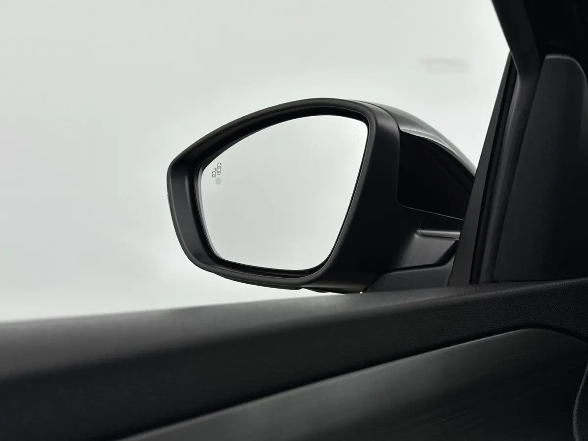 GS 54 kWh | ACCU 97% | Dodehoekdetectie | Navigatie | Adaptieve cruise control | Lichtmetalen velgen |