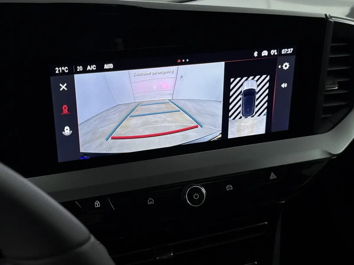 GS 54 kWh | ACCU 97% | Dodehoekdetectie | Navigatie | Adaptieve cruise control | Lichtmetalen velgen |