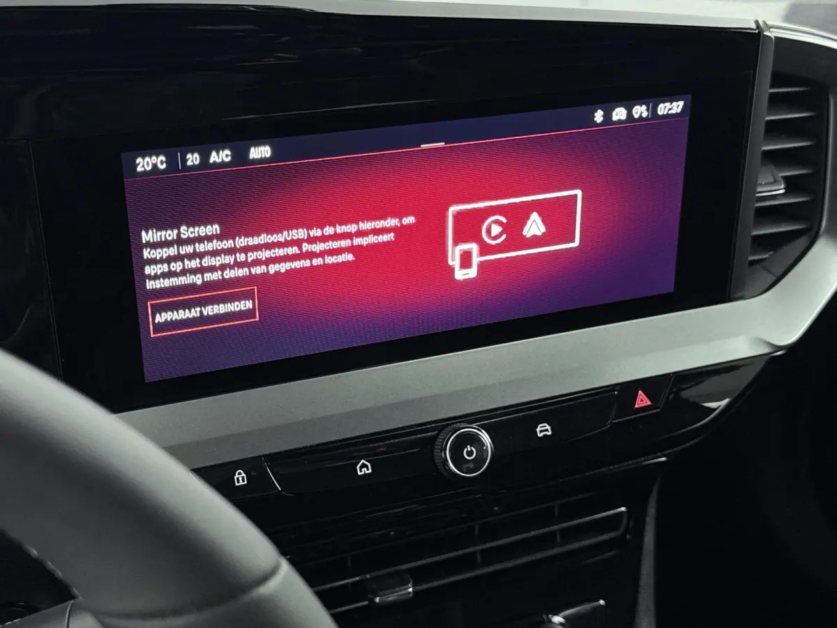 GS 54 kWh | ACCU 97% | Dodehoekdetectie | Navigatie | Adaptieve cruise control | Lichtmetalen velgen |