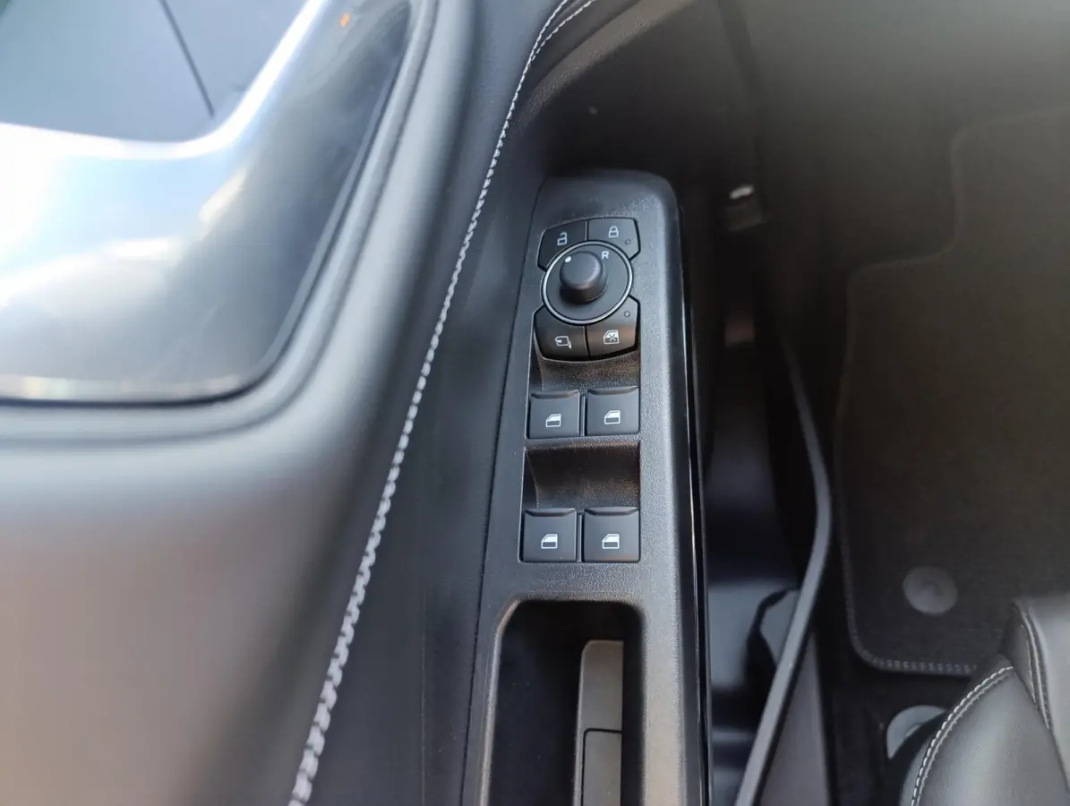 1.0 EcoBoost BlueCruise Edition | DEMO | Matrix-led | Adaptieve Cruise | B&O | 155PK | Elek. Achterklep | Dodehoeksensoren