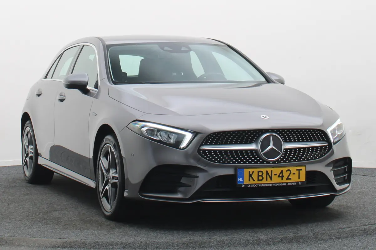250 e Business Solution AMG Limited Virtual Cockpit, Camera, Cruise, Sfeerverlichting, LED, Apple CarPlay, DAB, 18"