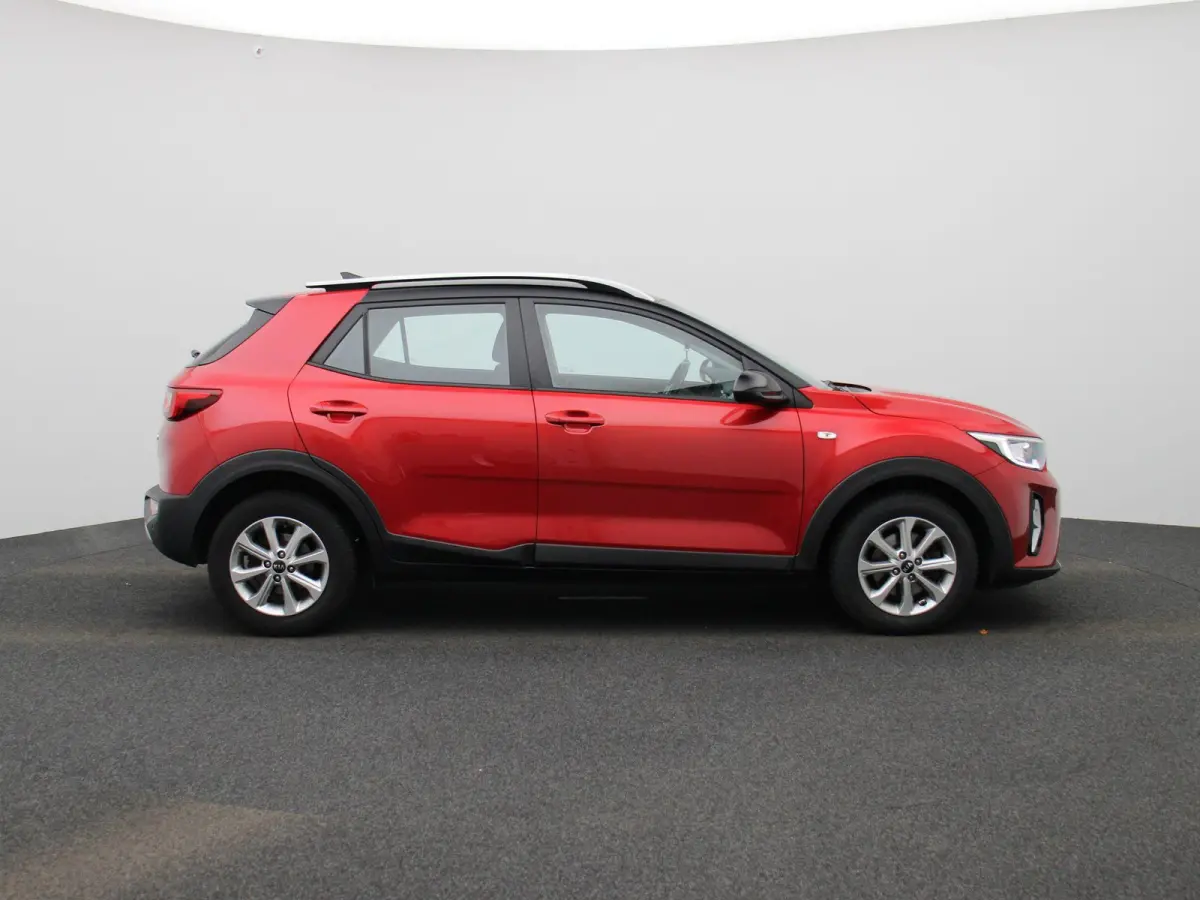 1.0 T-GDi MHEV DynamicLine | CAMERA | PARKEERSENSOREN | CLIMATE CONTROL | CRUISE CONTROL | NAVIGATIE | APPLE CARPLAY / ANDROID AUTO | LMV |