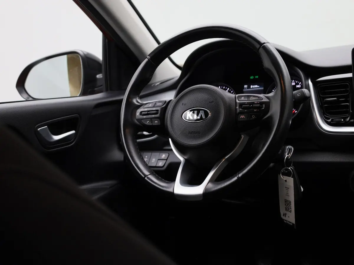 1.0 T-GDi MHEV DynamicLine | CAMERA | PARKEERSENSOREN | CLIMATE CONTROL | CRUISE CONTROL | NAVIGATIE | APPLE CARPLAY / ANDROID AUTO | LMV |