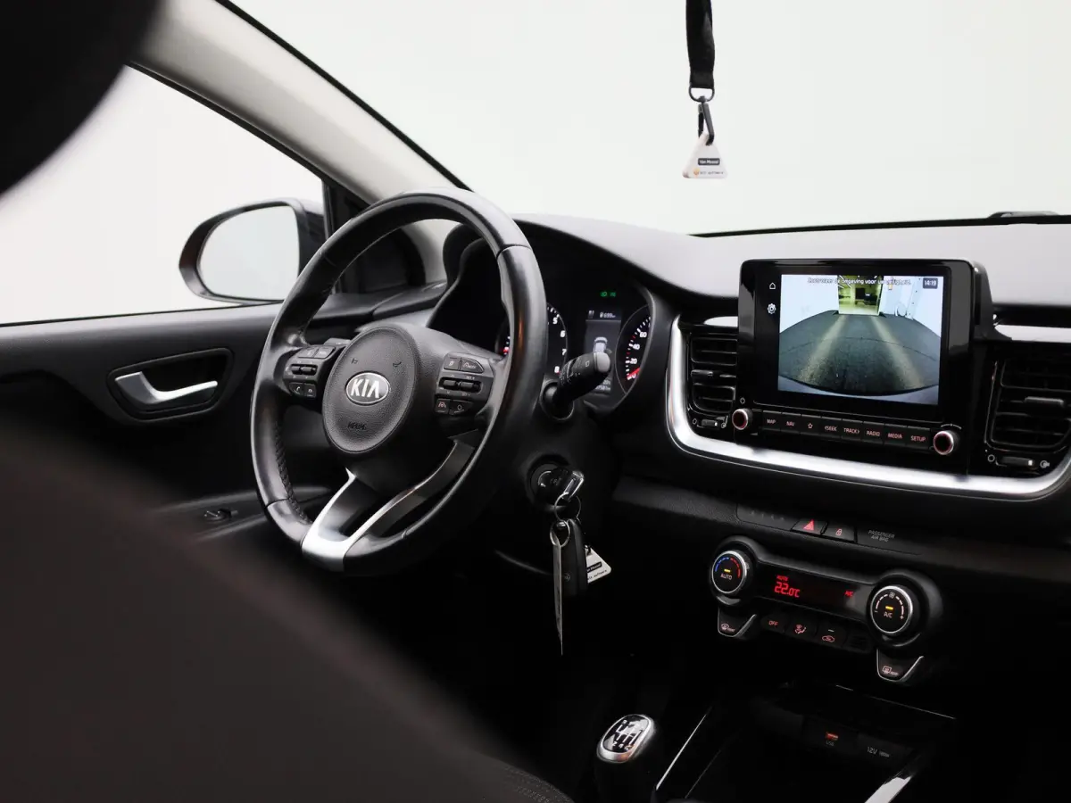 1.0 T-GDi MHEV DynamicLine | CAMERA | PARKEERSENSOREN | CLIMATE CONTROL | CRUISE CONTROL | NAVIGATIE | APPLE CARPLAY / ANDROID AUTO | LMV |
