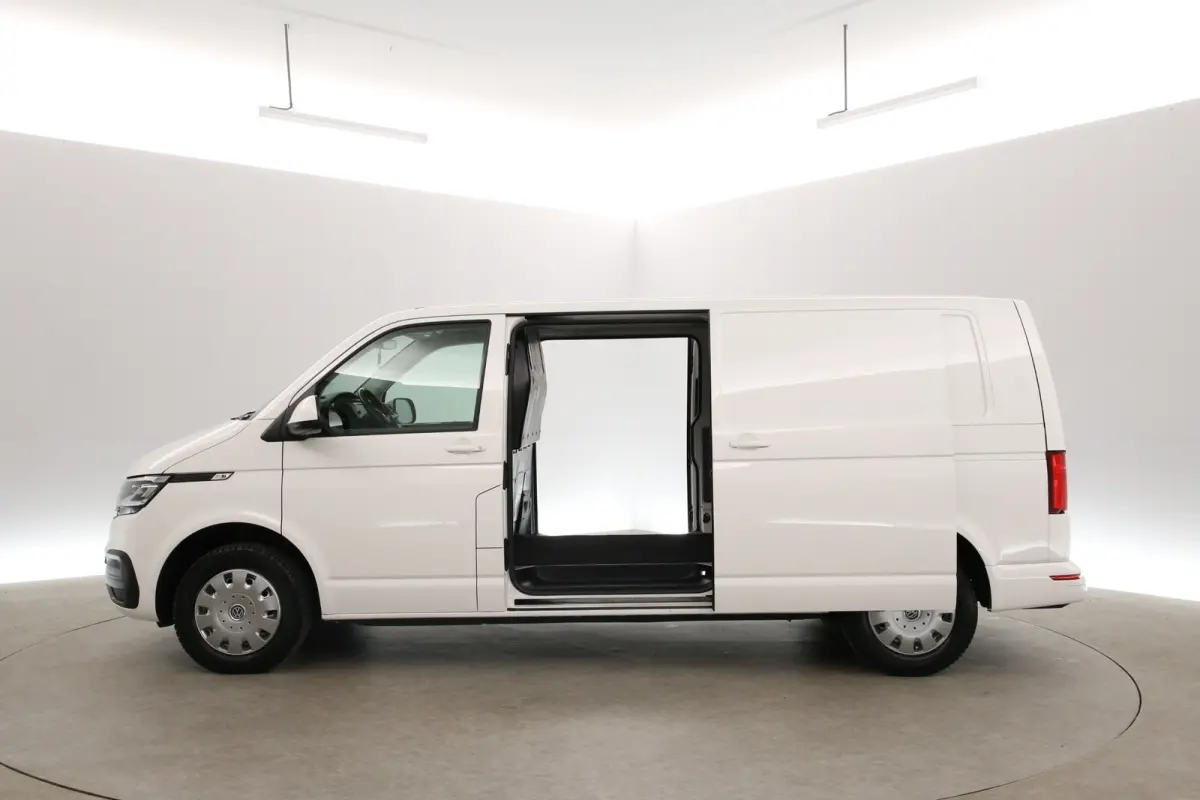 2.0 TDI L2H1 150PK | Automaat | Airco | Camera | Cruise | 3 Zits | 2xSchuifdeur | Trekhaak | Carplay