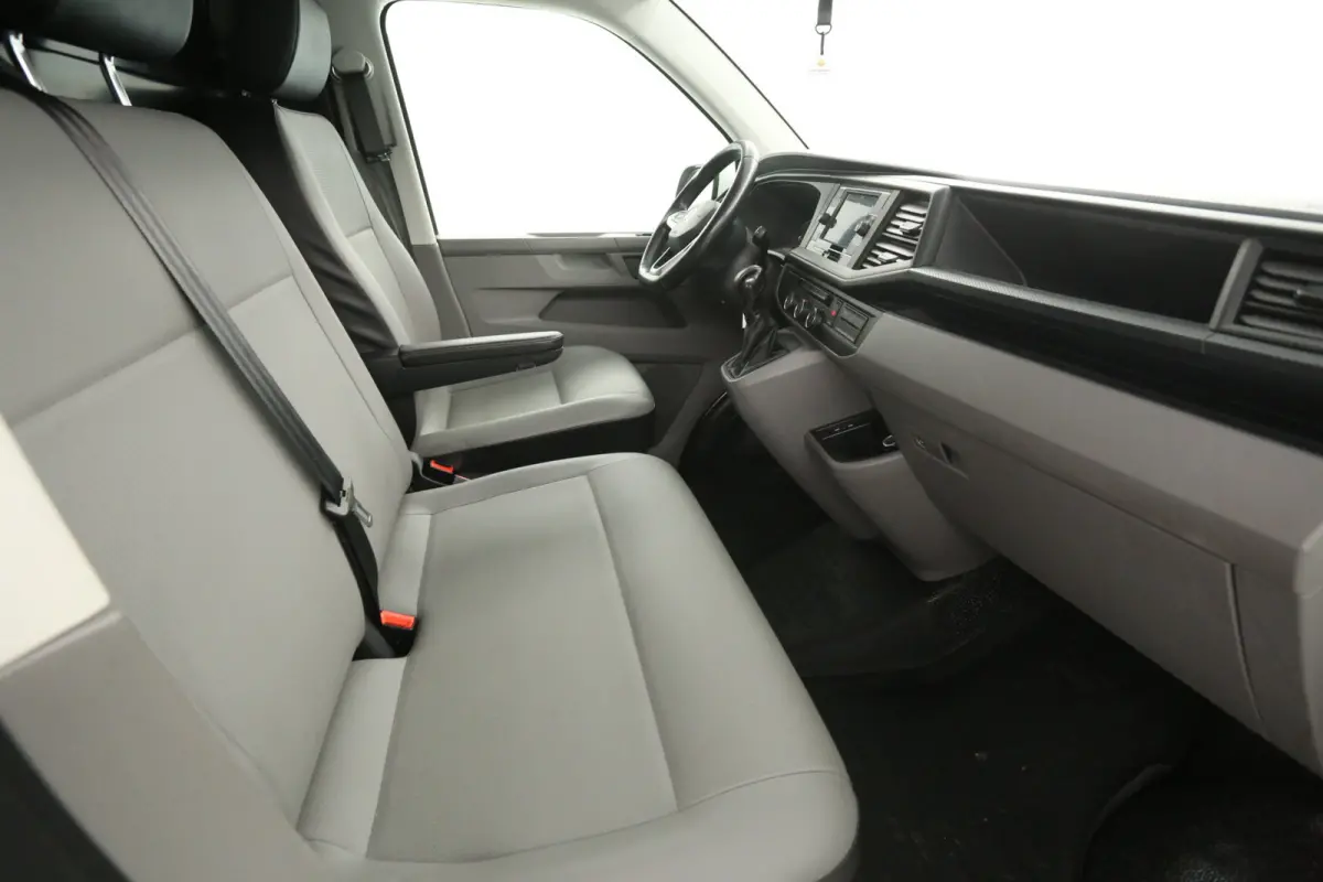 2.0 TDI L2H1 150PK | Automaat | Airco | Camera | Cruise | 3 Zits | 2xSchuifdeur | Trekhaak | Carplay