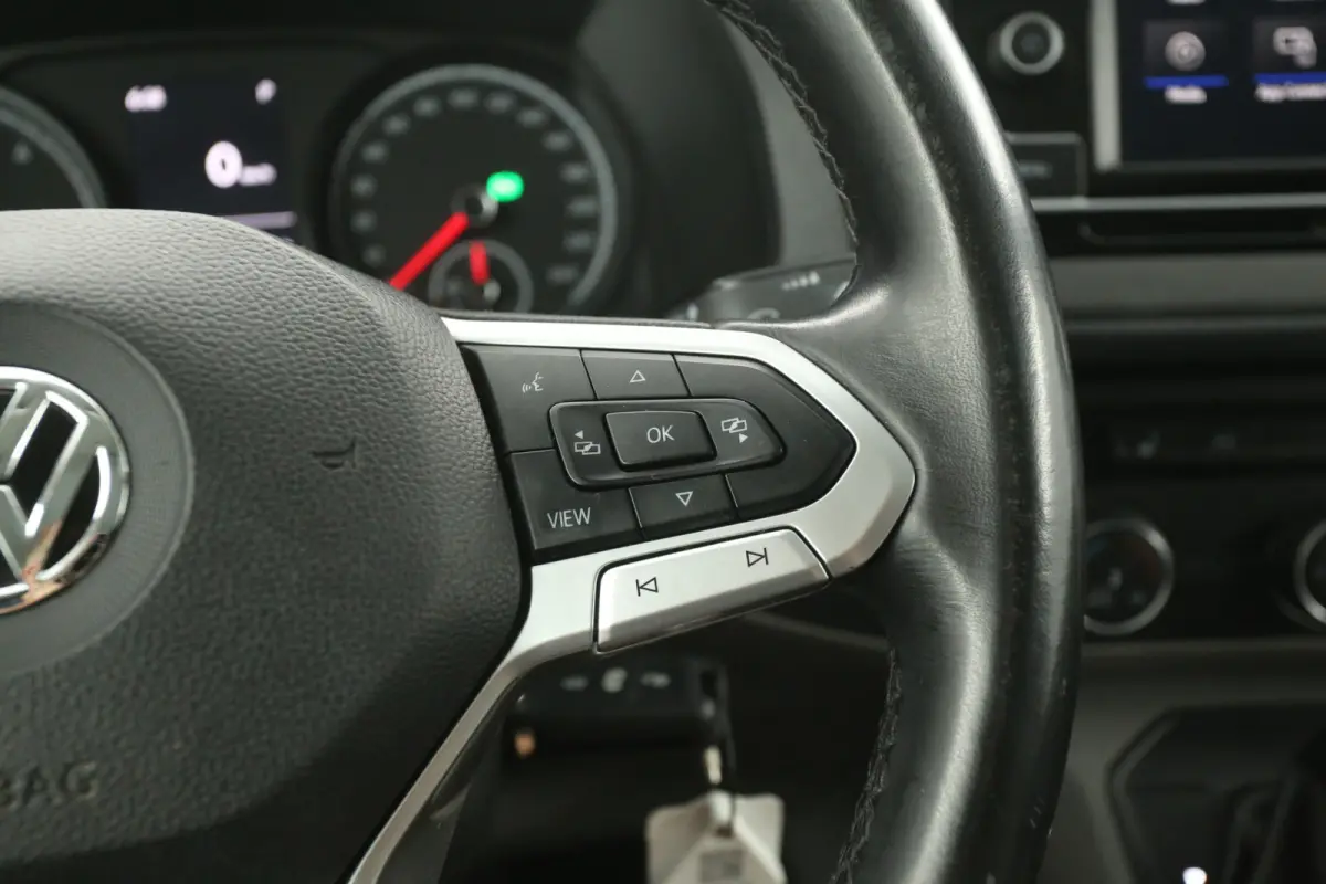 2.0 TDI L2H1 150PK | Automaat | Airco | Camera | Cruise | 3 Zits | 2xSchuifdeur | Trekhaak | Carplay