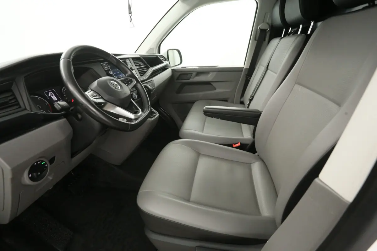 2.0 TDI L2H1 150PK | Automaat | Airco | Camera | Cruise | 3 Zits | 2xSchuifdeur | Trekhaak | Carplay
