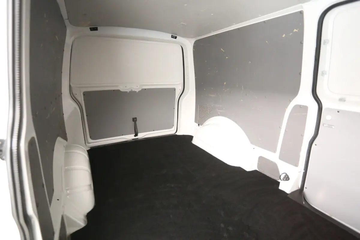 2.0 TDI L2H1 150PK | Automaat | Airco | Camera | Cruise | 3 Zits | 2xSchuifdeur | Trekhaak | Carplay