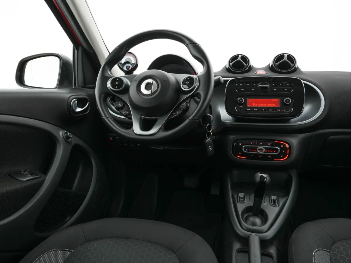 EQ Passion 18 kWh {SoH-95%} Aut.*FACE-LIFT | LED-LIGHTS | HEATED-COMFORTSEATS | CRUISE | ECC | DAB | SMART-AUDIO | COOL/AUDIO-PACK | 15"ALU*