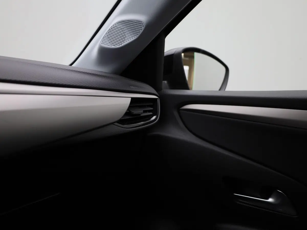 Edition 50 kWh | CRUISE CONTROL | CLIMATE CONTROL | APPLE CARPLAY / ANDROID AUTO | DIGITAAL DASHBOARD |