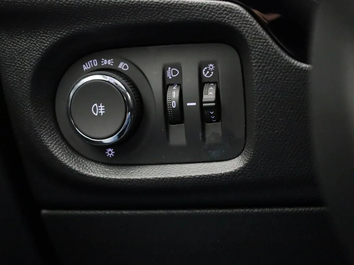 Edition 50 kWh | CRUISE CONTROL | CLIMATE CONTROL | APPLE CARPLAY / ANDROID AUTO | DIGITAAL DASHBOARD |