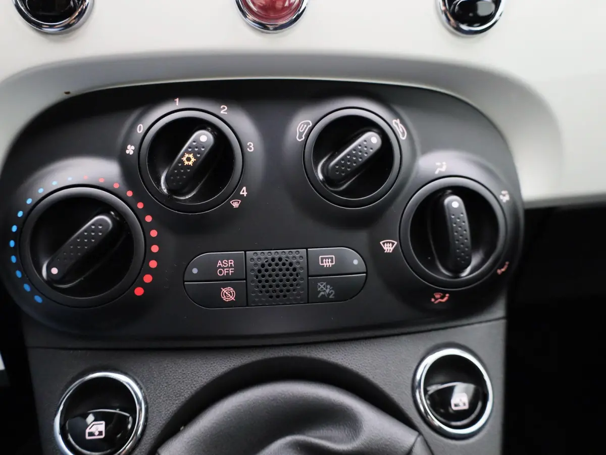 1.0 Hybrid Club | CRUISE CONTROL | LMV | LED | AIRCO |