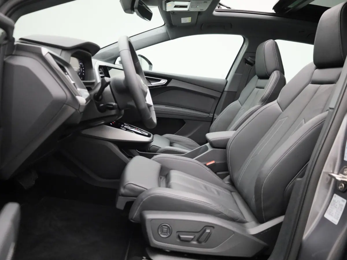 45 quattro Edition 82 kWh 286 PK | Adaptive cruise control | Glazen panoramadak | Elektrisch instel. voorstoelen | Achteruitrijcamera| Climate control | Matrix-ledkoplampen | Stoelverwarming