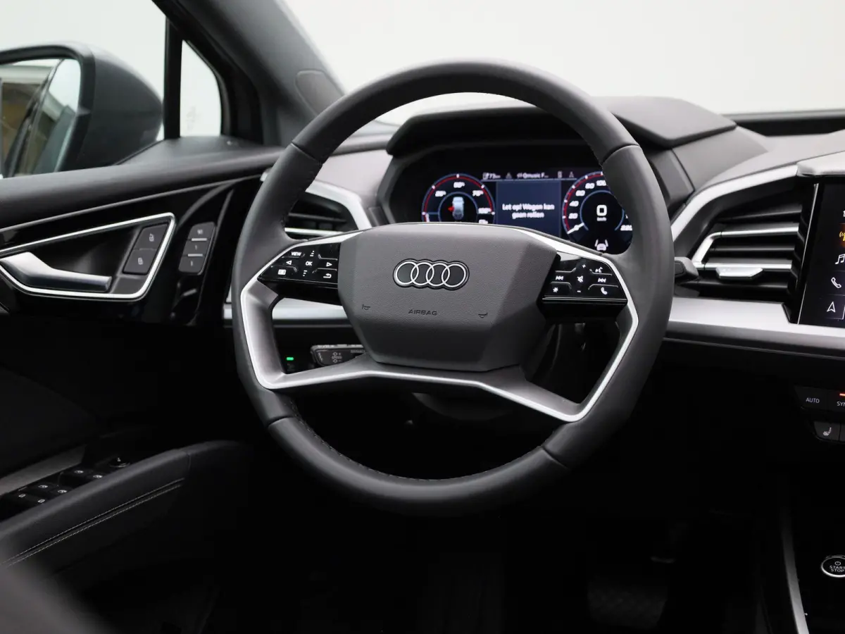 45 quattro Edition 82 kWh 286 PK | Adaptive cruise control | Glazen panoramadak | Elektrisch instel. voorstoelen | Achteruitrijcamera| Climate control | Matrix-ledkoplampen | Stoelverwarming