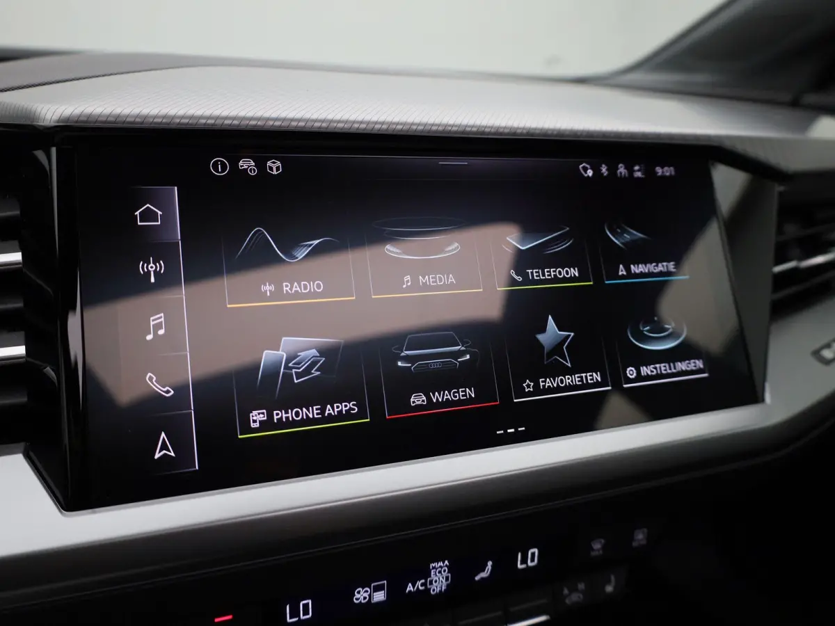 45 quattro Edition 82 kWh 286 PK | Adaptive cruise control | Glazen panoramadak | Elektrisch instel. voorstoelen | Achteruitrijcamera| Climate control | Matrix-ledkoplampen | Stoelverwarming