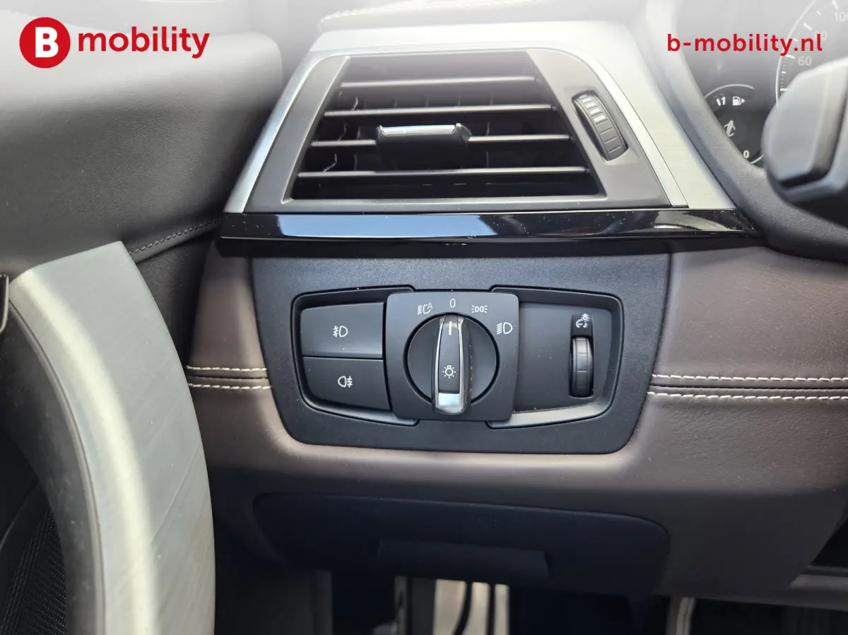 320i High Executive M-Sport Panoramadak Apple CarPlay NL Auto! | Hifi | Leer | Cruise Control | Navigatie