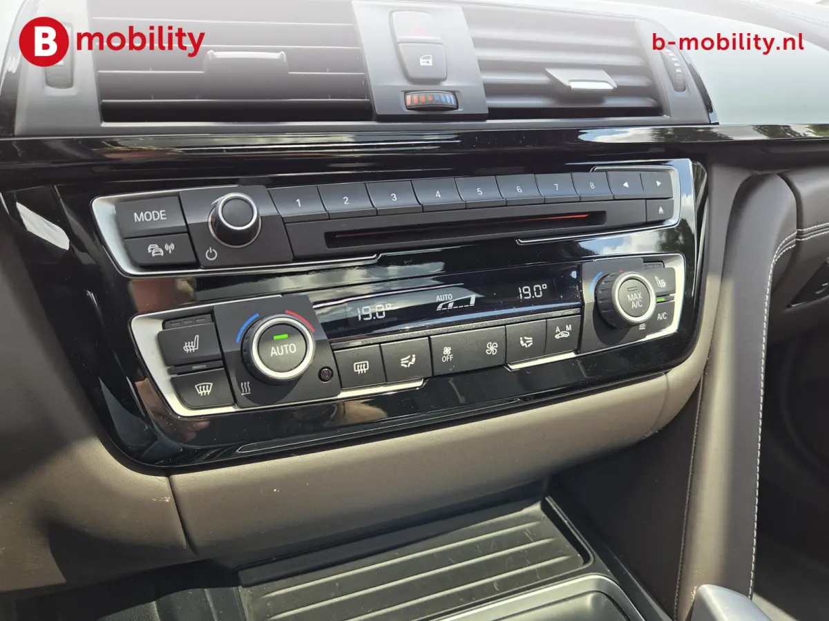 320i High Executive M-Sport Panoramadak Apple CarPlay NL Auto! | Hifi | Leer | Cruise Control | Navigatie