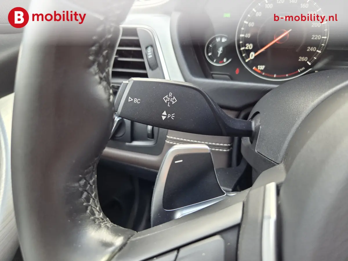 320i High Executive M-Sport Panoramadak Apple CarPlay NL Auto! | Hifi | Leer | Cruise Control | Navigatie