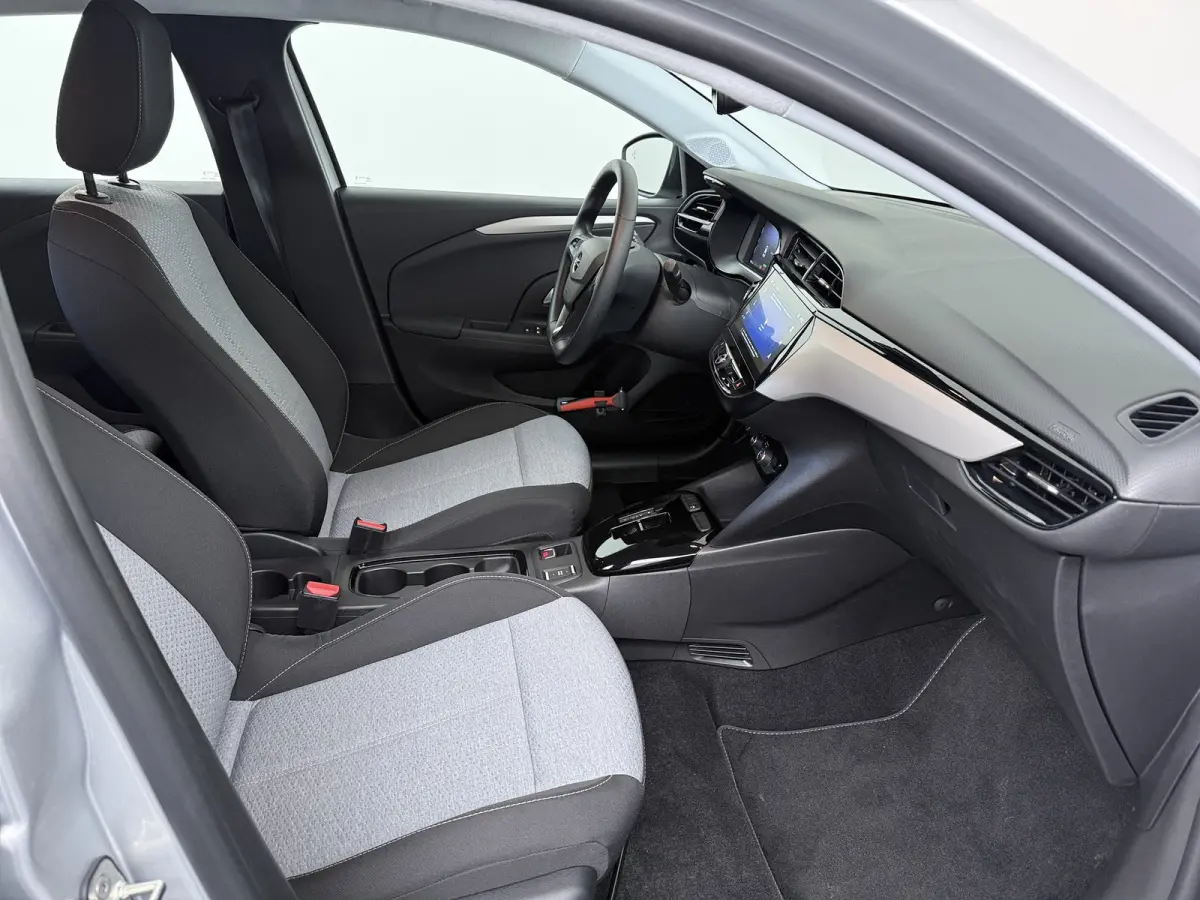 Electric Long Range Business Edition 51 kWh | 98% SOH | Apple Carplay/ Android auto| | Achteruitrijcamera | Apple Carplay/Android Auto|telefoonintegratie premium | Connected services