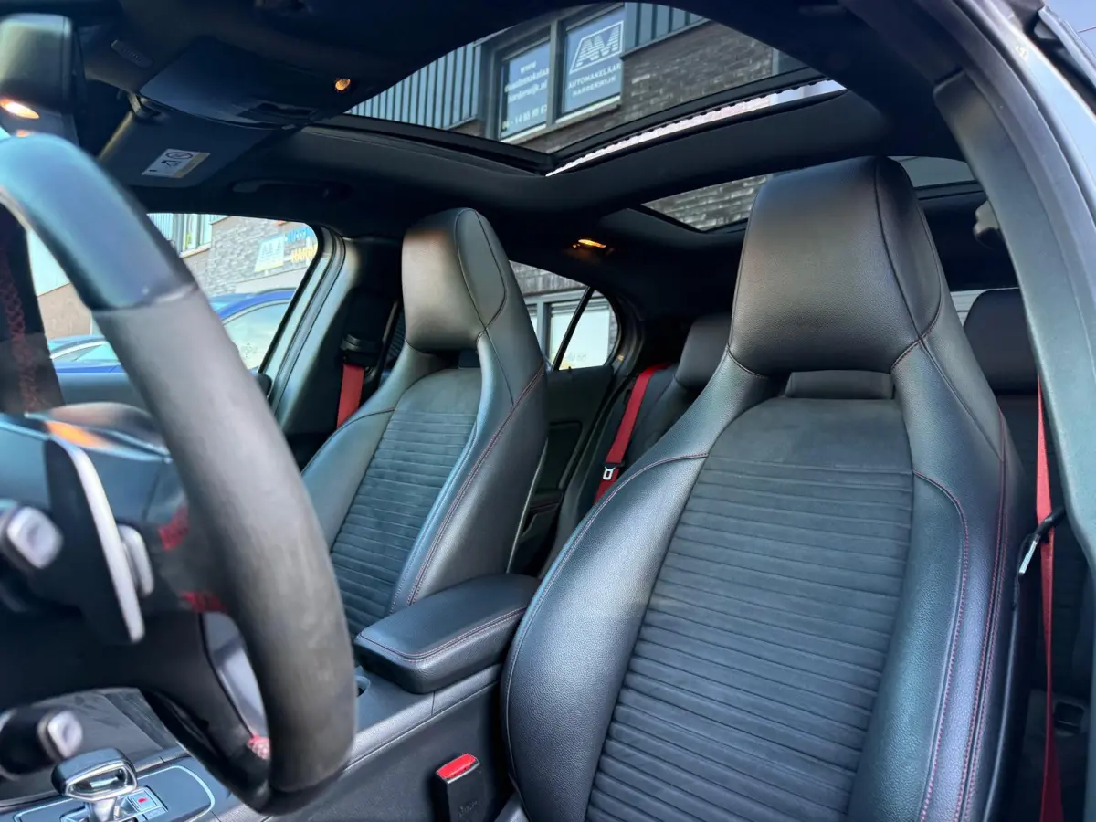 AMG 45 4MATIC | PANO | XENON | CRUISE | CAMERA | MEMORY | NAVI | LMV | HARMAN KARDON |