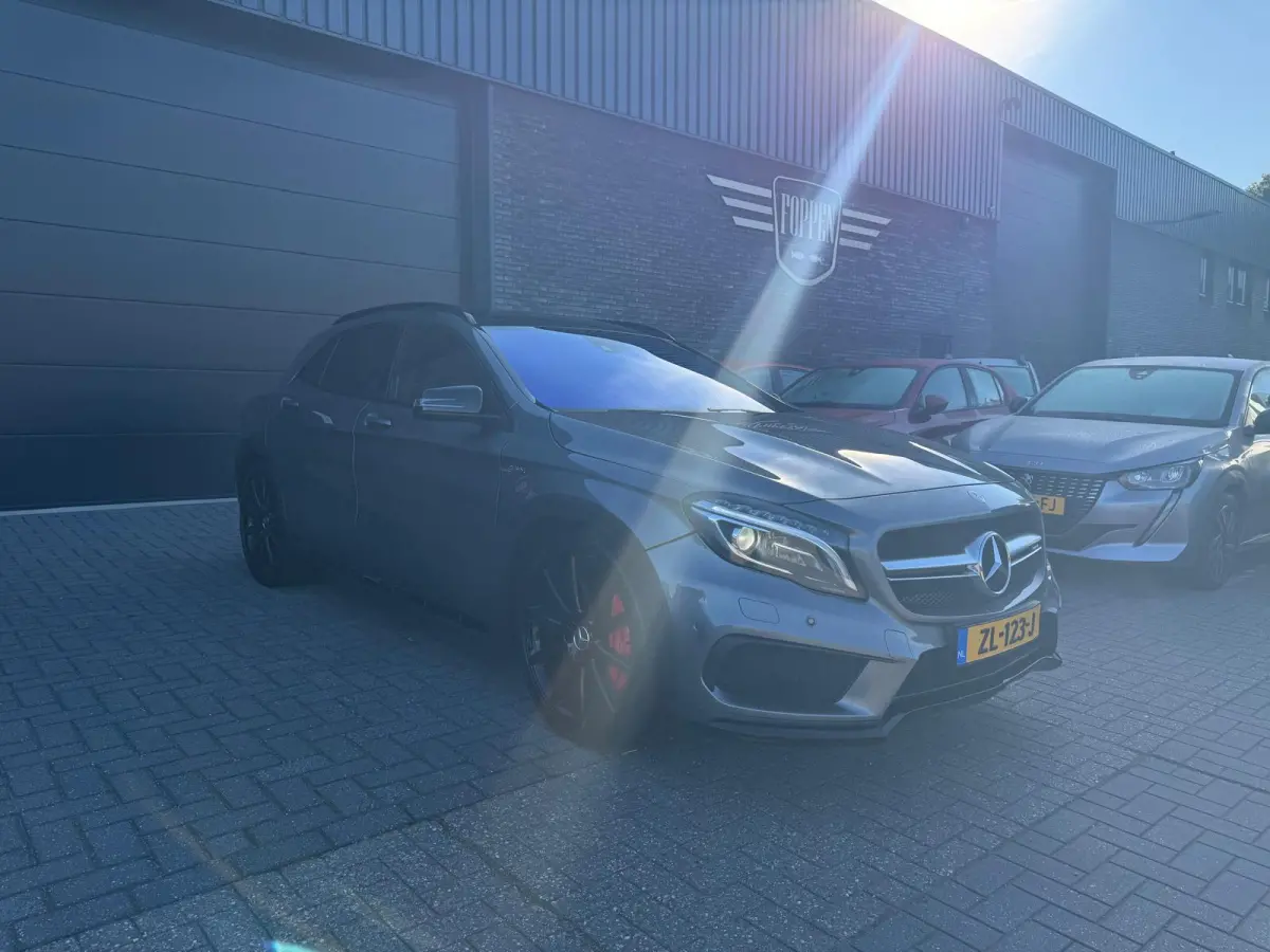 AMG 45 4MATIC | PANO | XENON | CRUISE | CAMERA | MEMORY | NAVI | LMV | HARMAN KARDON |