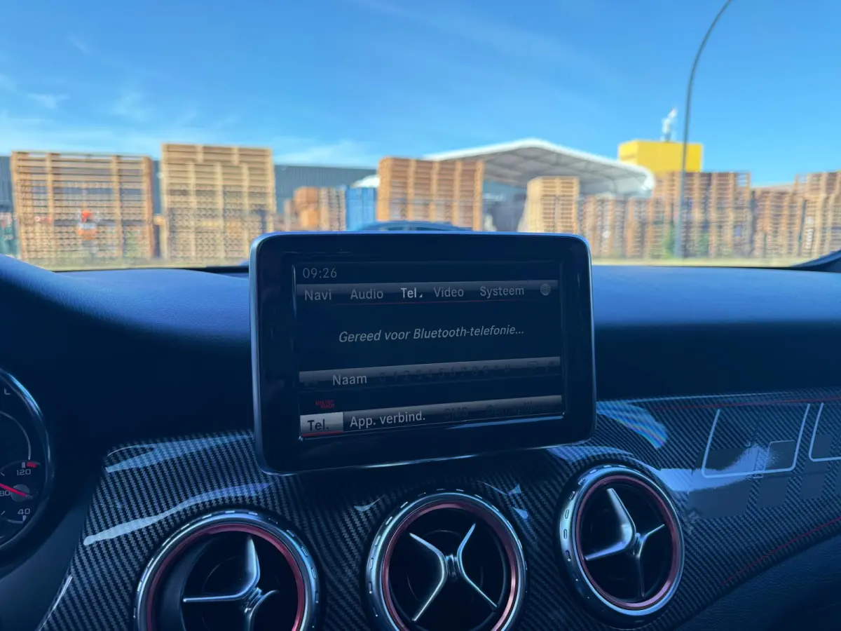 AMG 45 4MATIC | PANO | XENON | CRUISE | CAMERA | MEMORY | NAVI | LMV | HARMAN KARDON |