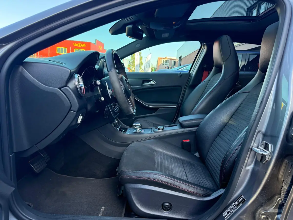 AMG 45 4MATIC | PANO | XENON | CRUISE | CAMERA | MEMORY | NAVI | LMV | HARMAN KARDON |