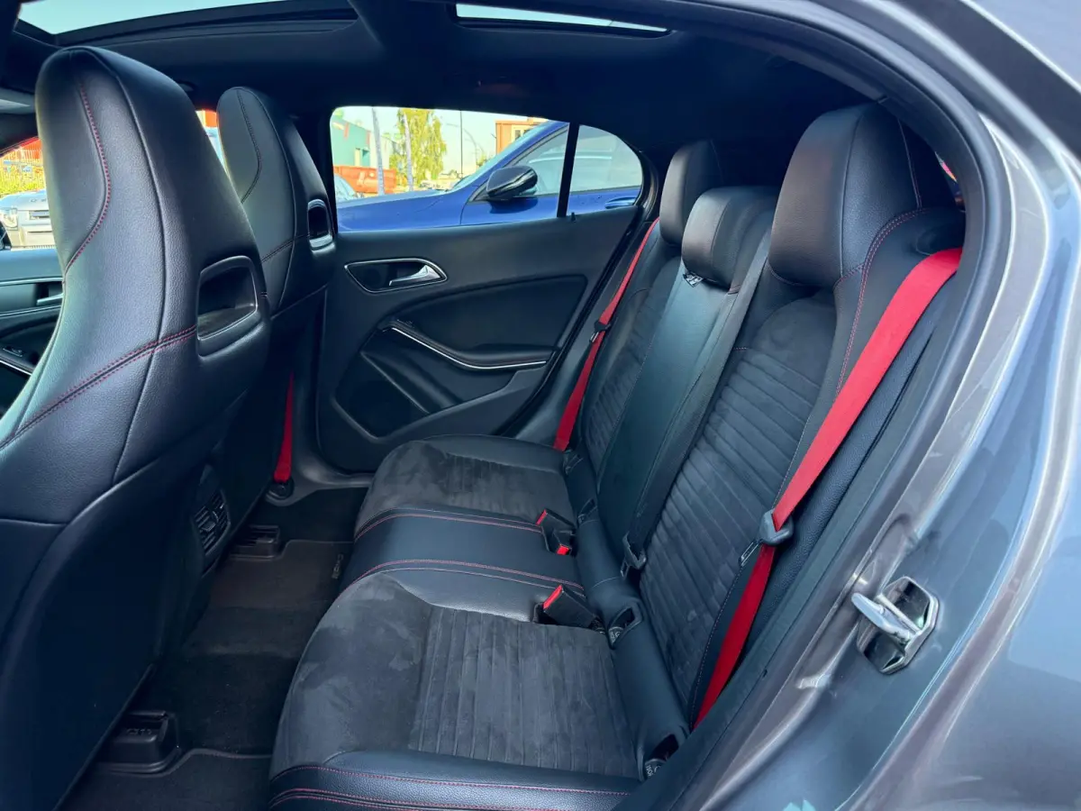 AMG 45 4MATIC | PANO | XENON | CRUISE | CAMERA | MEMORY | NAVI | LMV | HARMAN KARDON |