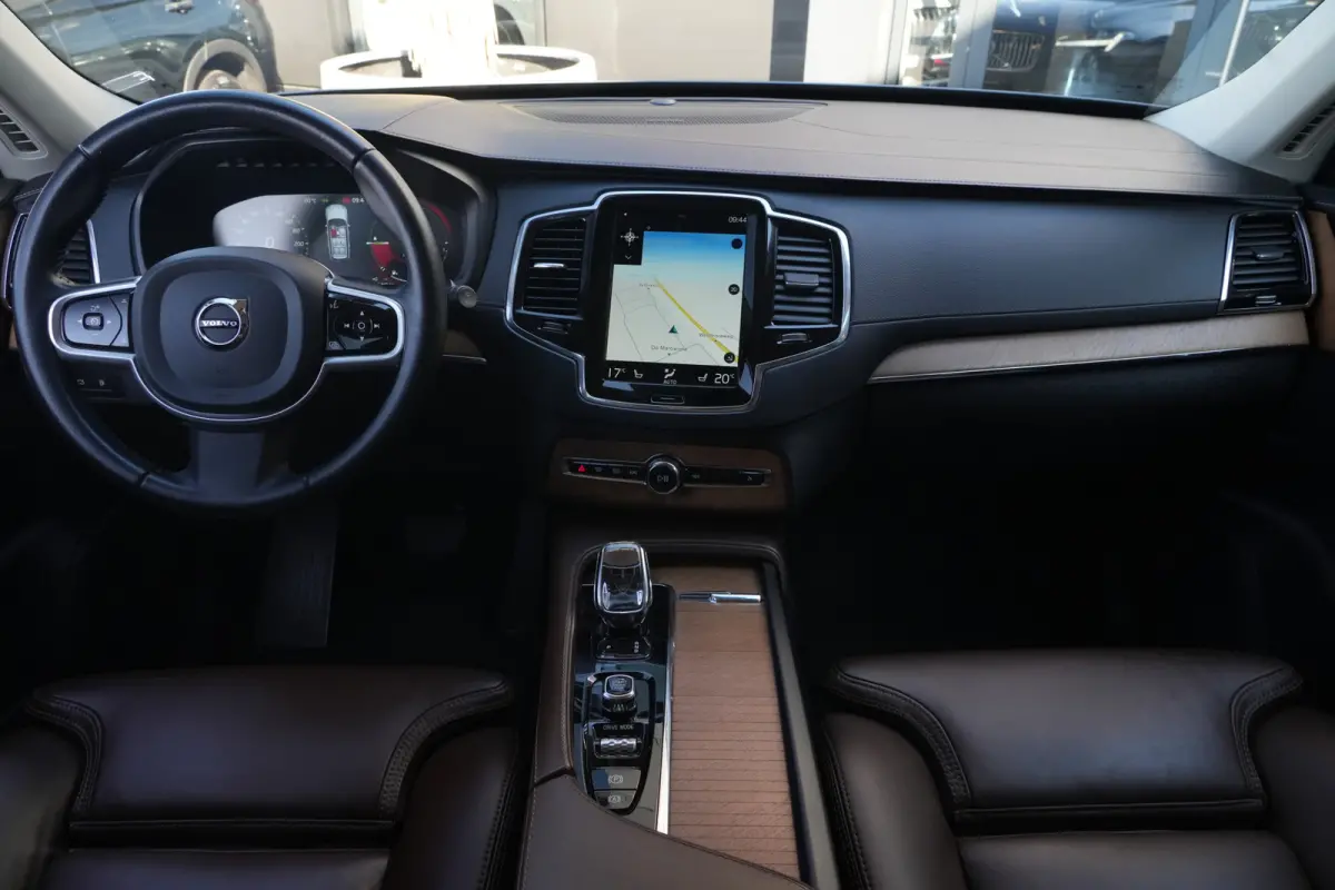 2.0 T8 AWD Plug-in Hybrid Inscription | PHEV | 392 PK | Harman Kardon | 360° | Volvo XC90 2.0 T8 Twin Engine AWD Inscription Intro Edition met 2.0 liter 4-cilinder plug-in hybride benzinemo